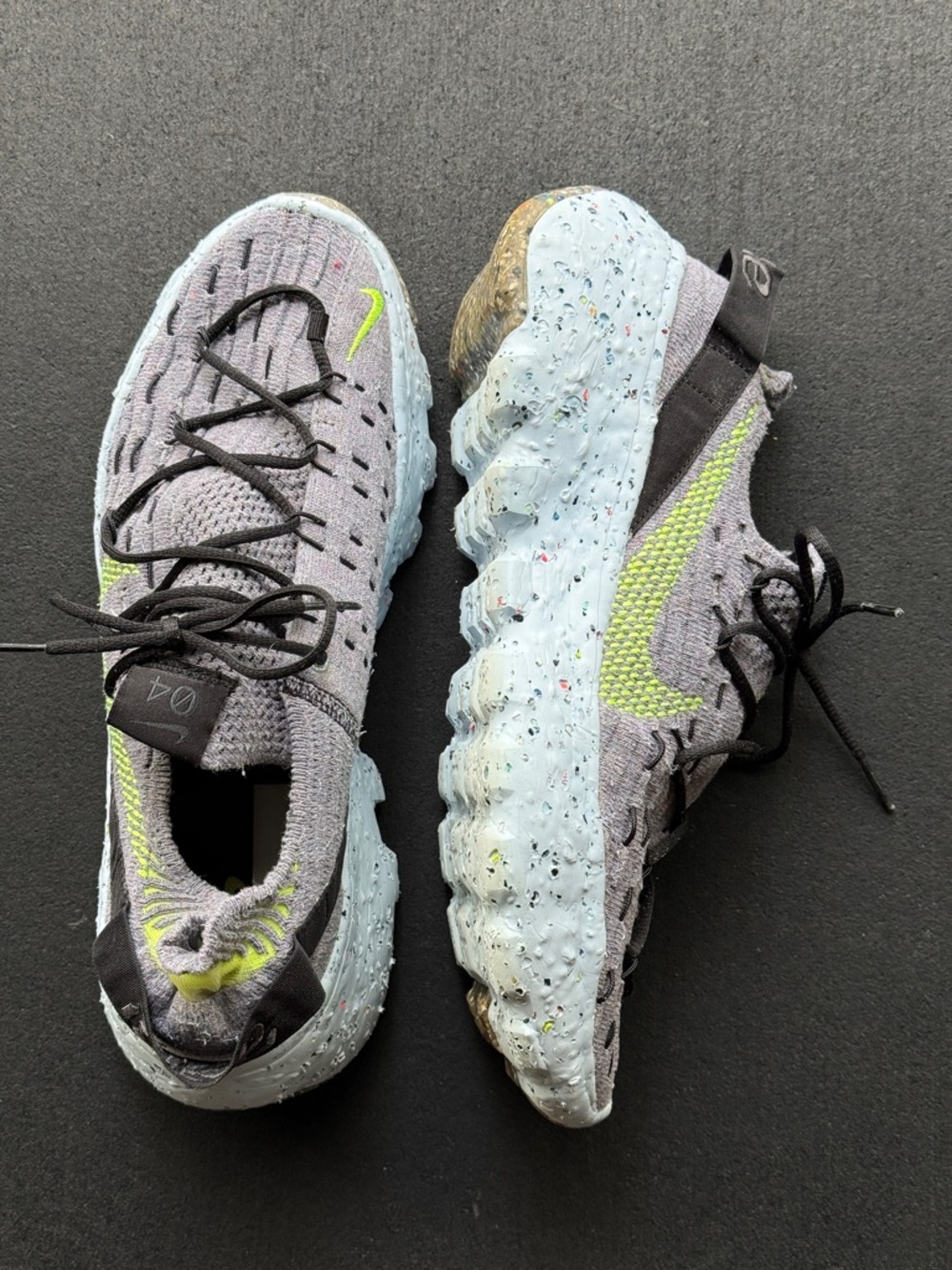 Nike Space Hippie 04
